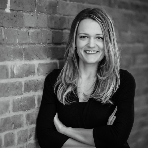 Meet your Posher, Stephanie - Picture 1 of 1